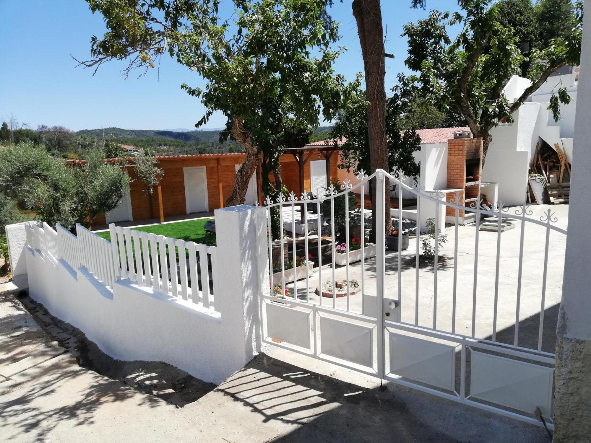 Mondalva Guesthouse Sao Pedro de Alva Bagian luar foto